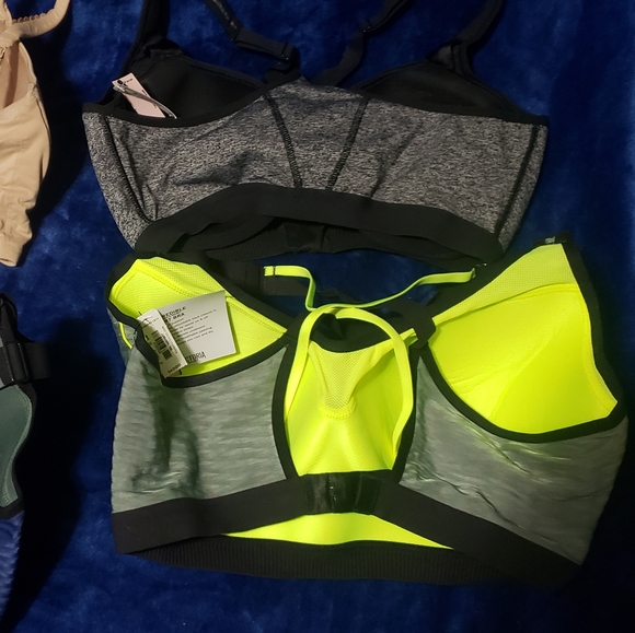 Victoria's Secret bra - Picture 3 of 5